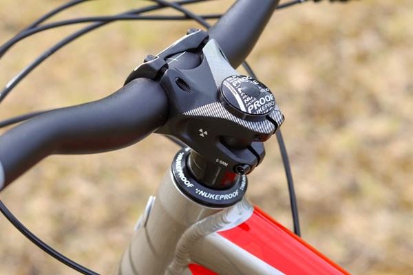 Nukeproof Mega stem