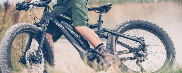 E bike on dusty trail