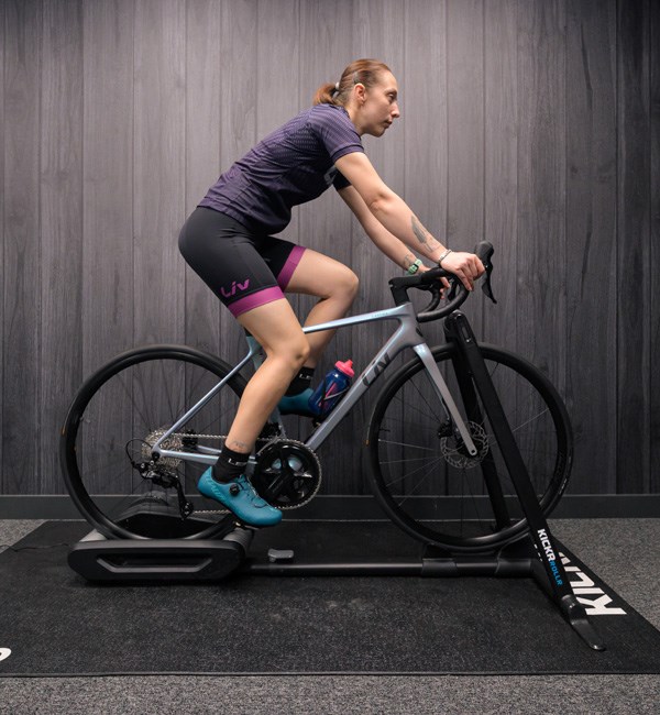liv langma on wahoo rollers