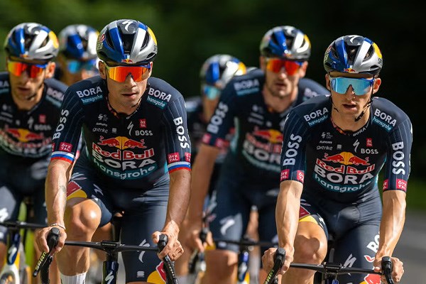 RedBull Bora Hansgrohe team riding