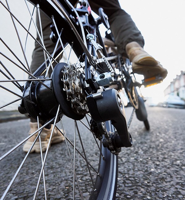 Detail of the Brompton 12 speed gear system