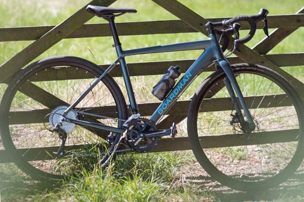 Boardman ADV 8.6 gravel bike