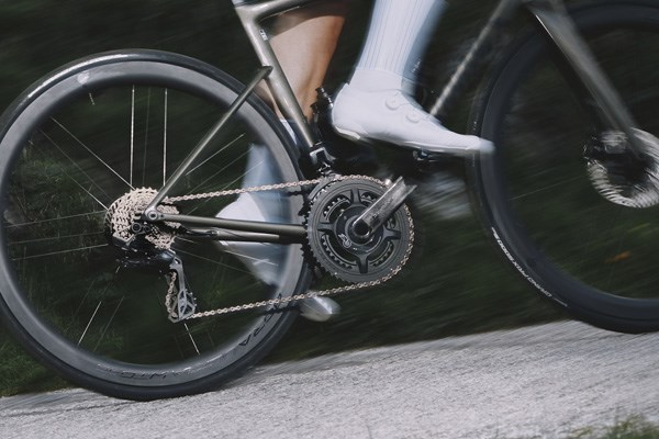 RockShox Reverb AXS dropper post on a mountain bike