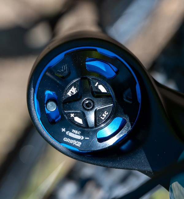 Fox GripX2 damper adjustment dials on Fox podium fork