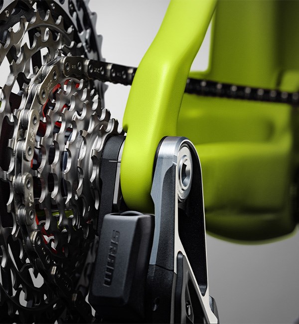 SRAM Eagle Transmission hangerless interface detail
