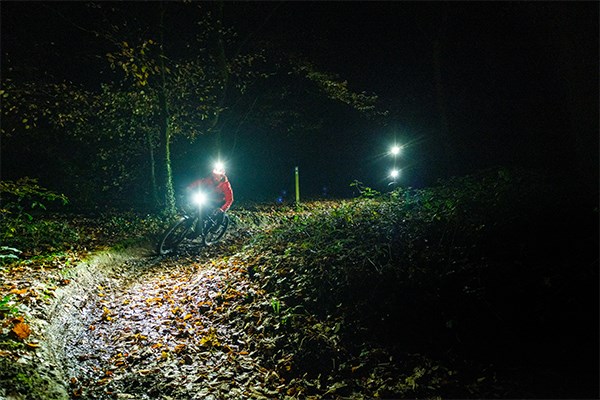 MTB night riding in the woods