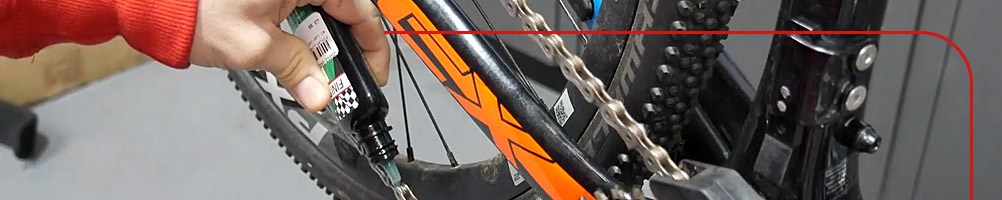 How To Correctly Lubricate Your Chain Banner