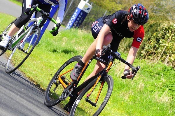 Women cyclist training