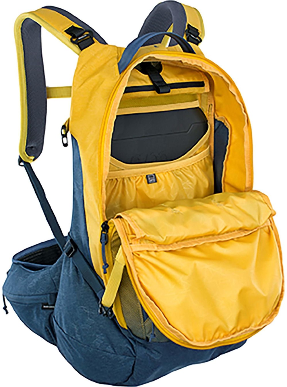Trail Pro Protector 26L Backpack image 1