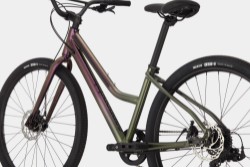 Treadwell 3 Remixte Ltd 2022 - Hybrid Sports Bike image 3