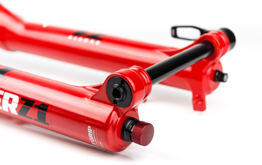 Bomber Z1 Coil Grip 27.5" Tapered Suspension Fork image 2