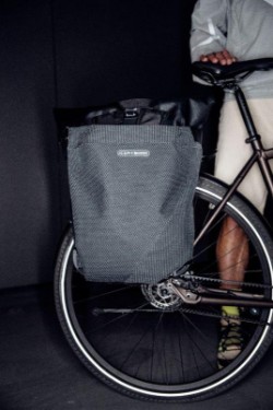 Vario High-Vis Pannier Bag/Backpack 26L image 11