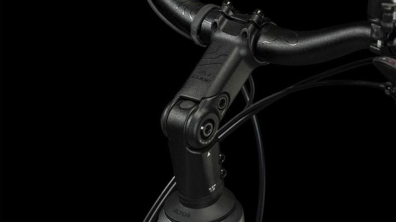 Touring Hybrid EXC 625 2023 - Electric Hybrid Bike image 2