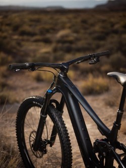 Trance X Advanced E+ Elite 1 2023 - Electric Mountain Bike image 13