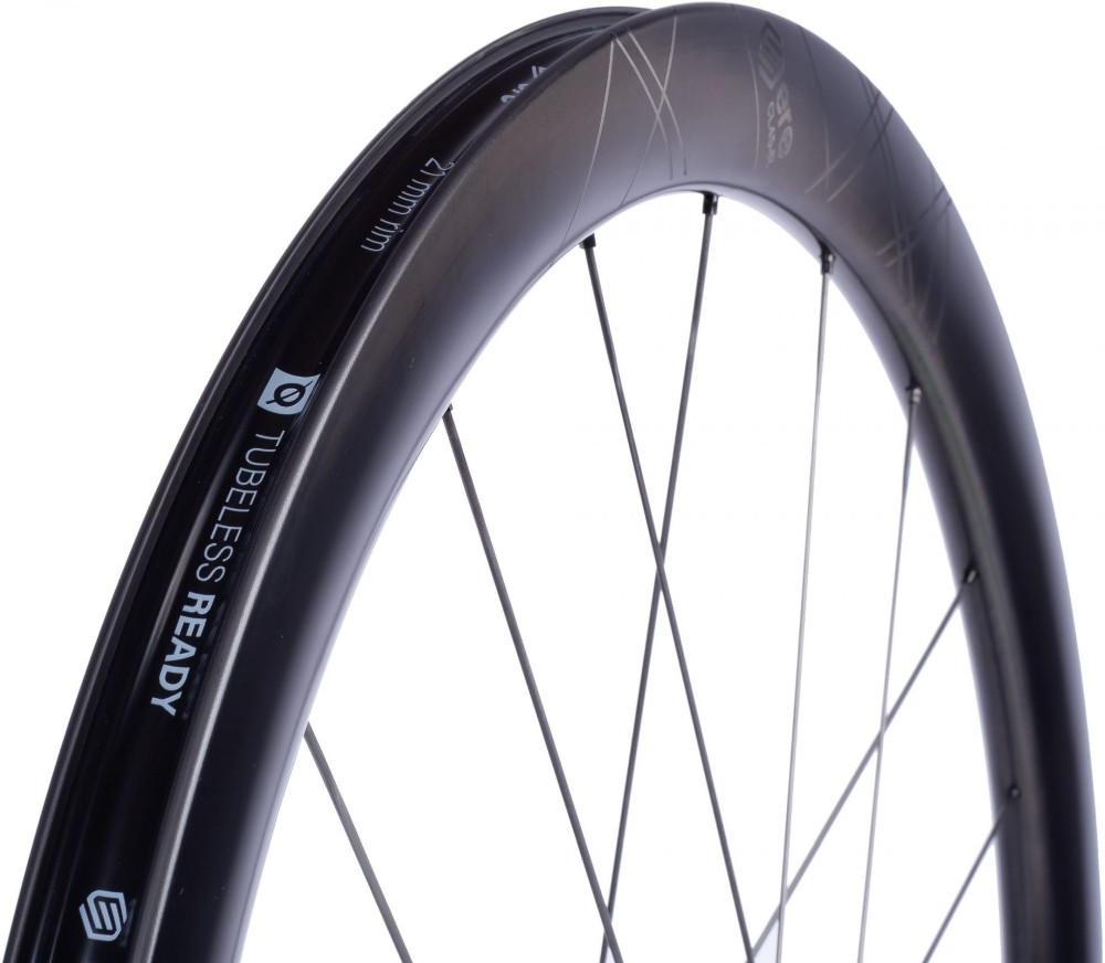 Genus II CL45-R Carbon Disc Wheelset image 2