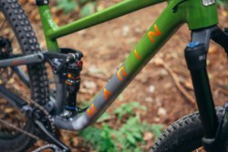 Rift Zone 1 29 Mountain Bike 2025 - Trail Full Suspension MTB image 5