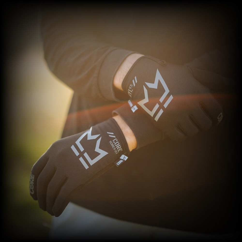 Core Long Finger Cycling MTB Gloves image 2