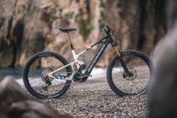 Crafty Carbon RR S 2025 - Electric Mountain Bike image 3