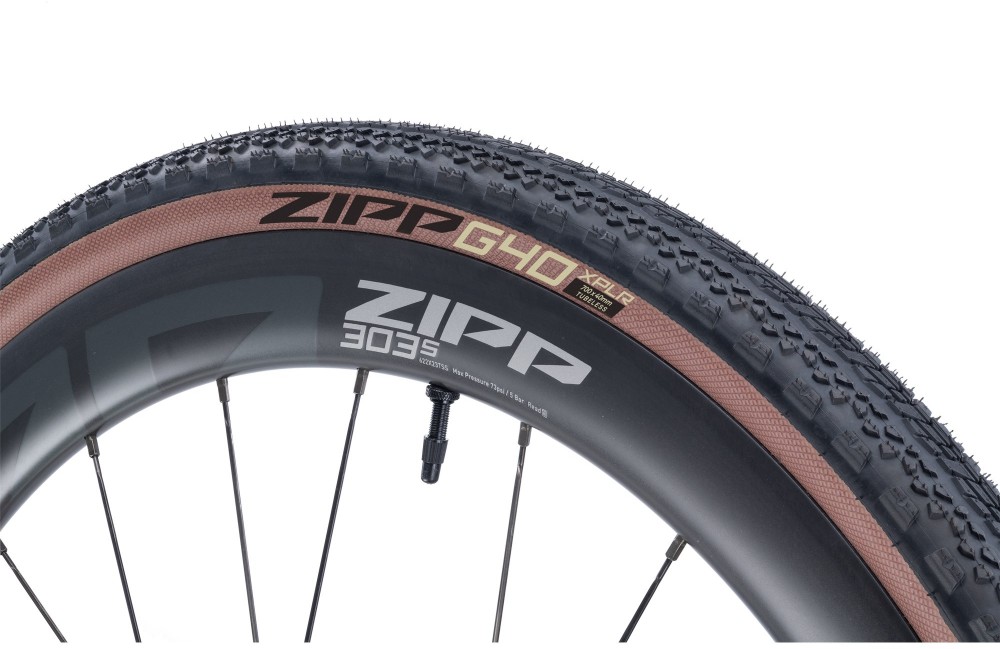 G40 XPLR Clincher Puncture Resistant Tyre 700X40C image 2