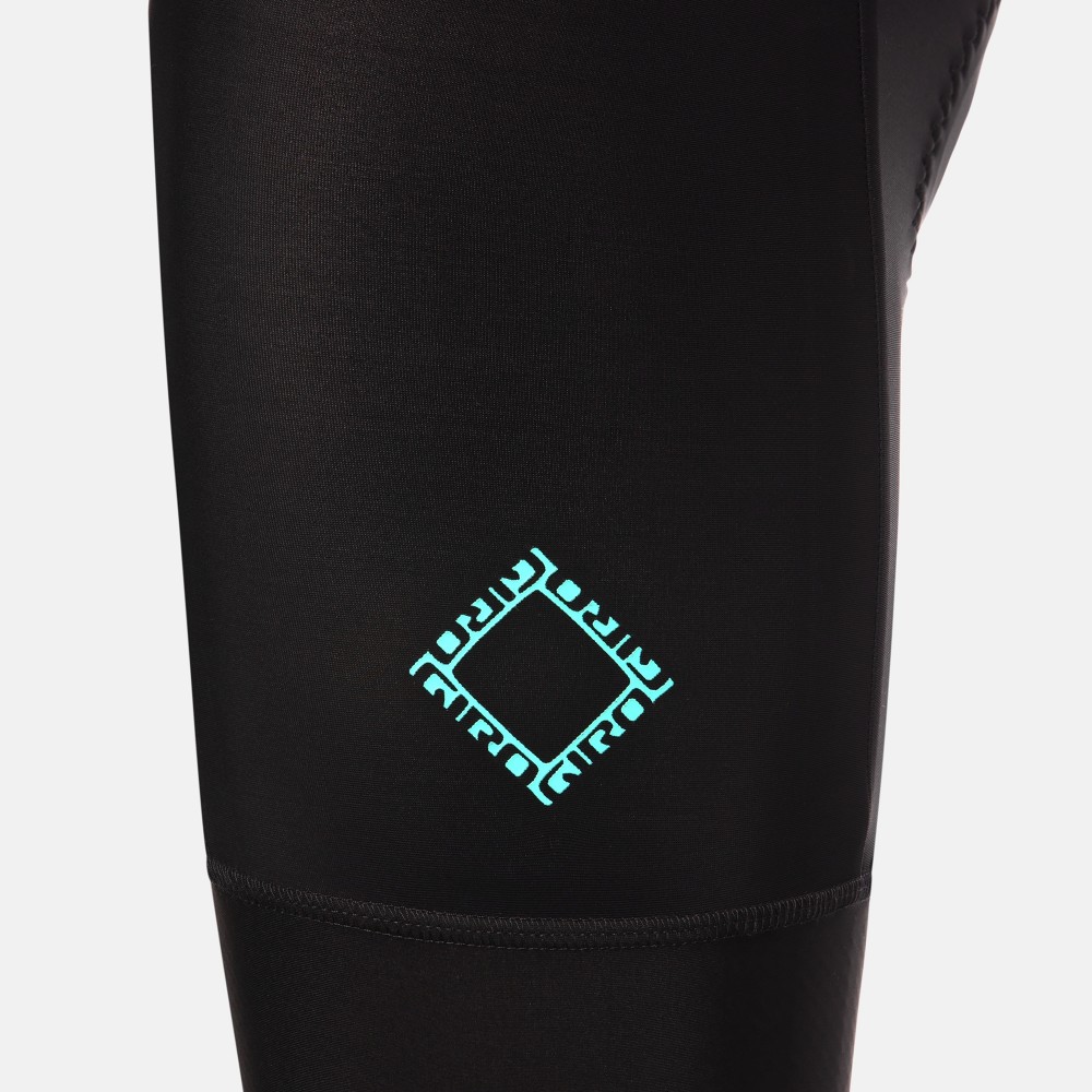 Chrono Elite Halter Womens Bib Shorts image 2