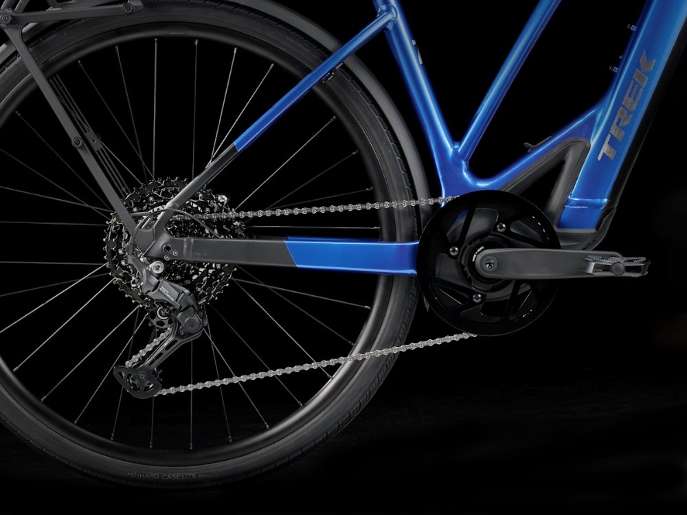 FX+ 7 Mid-step 2026 - Electric Hybrid Bike image 1