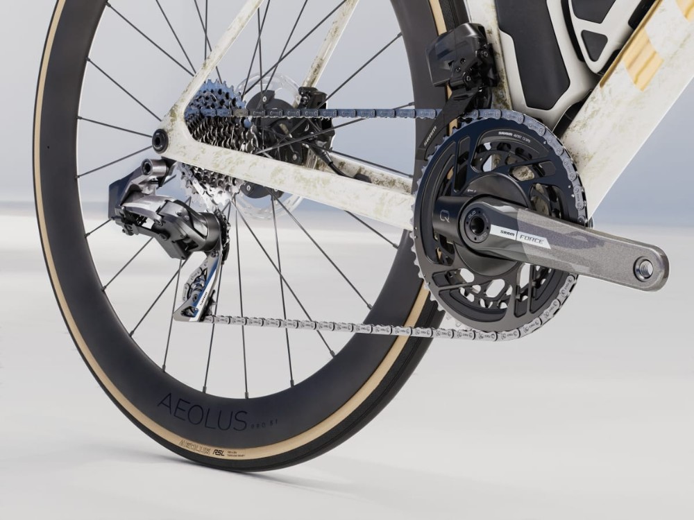 Madone SLR 7 AXS Gen 8 2025 - Road Bike image 1