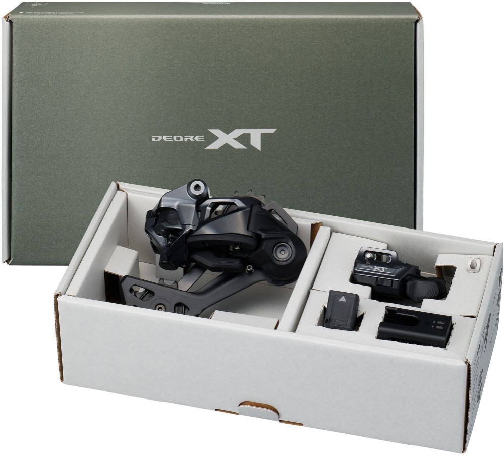 XT M8250 Di2 Upgrade Kit image 1