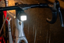 Titan Max 1700 Lumens Rechargeable Front Bike Light with Remote image 10