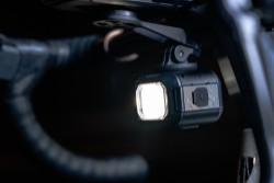 Titan Max 1700 Lumens Rechargeable Front Bike Light with Remote image 7