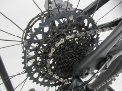 Turbo Levo Comp Carbon - Nearly New - M 2025 - Electric Mountain Bike image 8