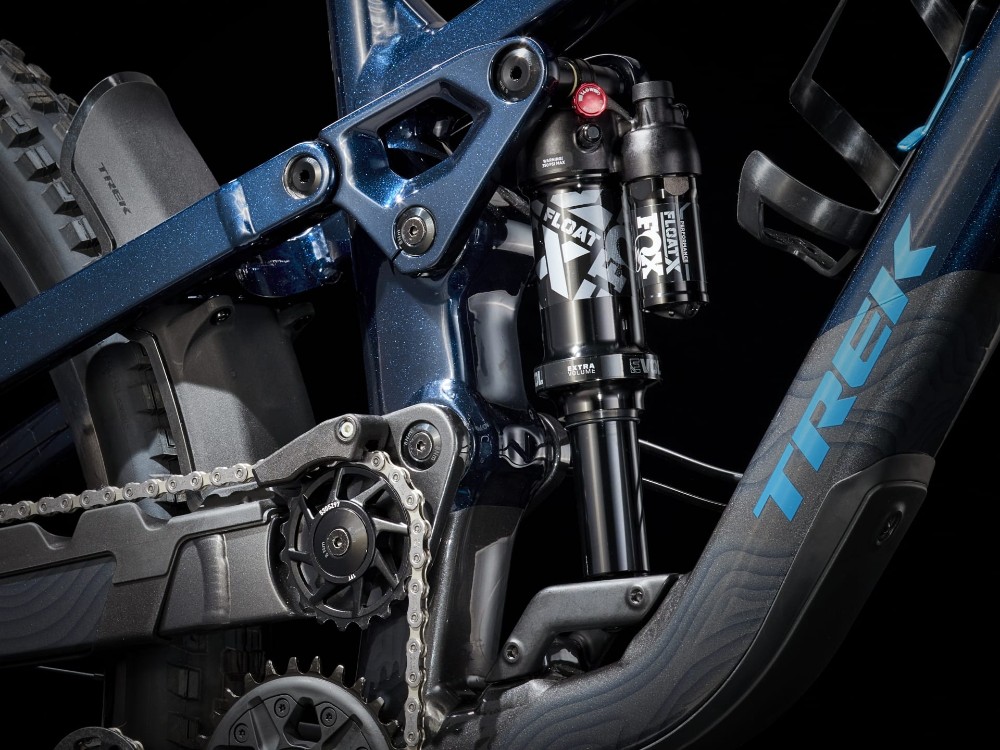 Slash 8 Gen 6 Mountain Bike 2026 - Enduro Full Suspension MTB image 2