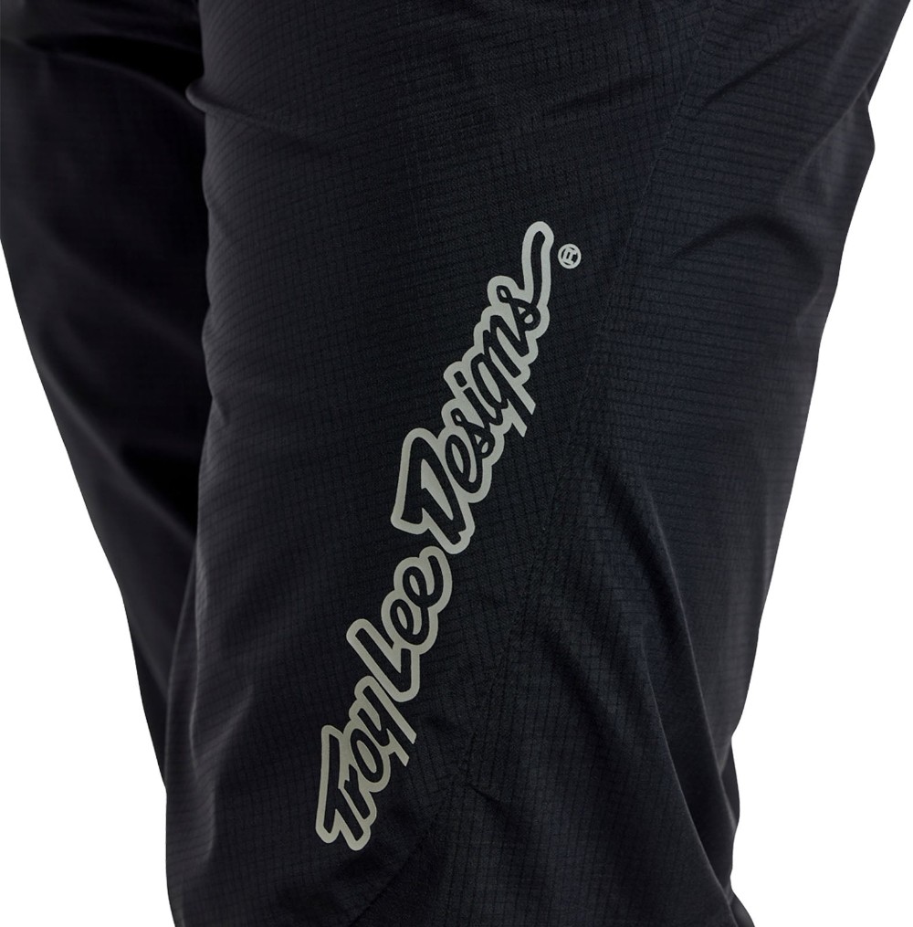 Resist Pro MTB Cycling Trousers image 1