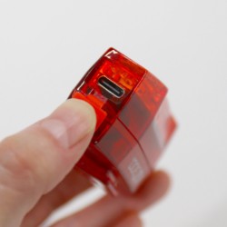 AMPP 900 Lumens & VIZ 300 Lumens USB Rechargeable Light Set image 4