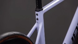 Attain Race 2026 - Road Bike image 3