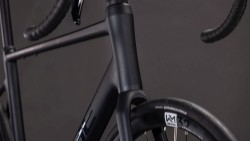 Attain SLX 2026 - Road Bike image 6