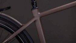 Kathmandu Hybrid EXC 800 2026 - Electric Hybrid Bike image 5