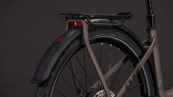 Kathmandu Hybrid EXC 800 Easy Entry 2026 - Electric Hybrid Bike image 5