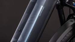 Kathmandu Hybrid One 800 Easy Entry 2026 - Electric Hybrid Bike image 5