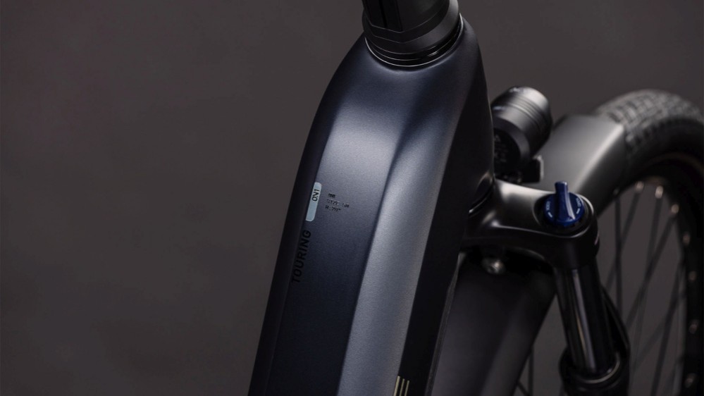 Touring Hybrid One 600 Easy Entry 2026 - Electric Hybrid Bike image 2