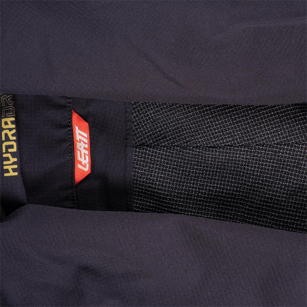 HydraDri 3.0 Womens MTB Cycling Trousers image 2