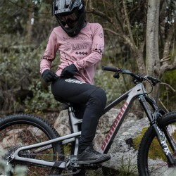 Gravity 3.0 Womens MTB Cycling Trousers image 4