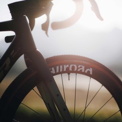 Allroad S Carbon C-Lock 700c Wheelset image 6