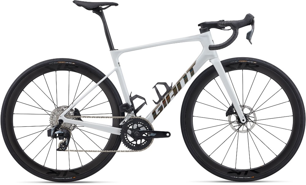 Defy Advanced Pro 1 2026 - Road Bike image 0