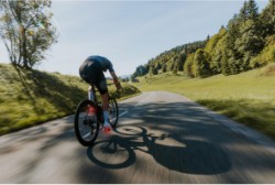 Keo 2 Max Vision Road Bike Pedals with USB Rechageable Rear Light 60 Lumens image 8