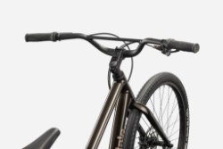 Treadwell 2 2026 - Hybrid Sports Bike image 3