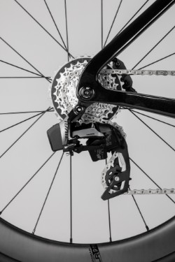 SLR 9.4 Carbon 2026 - Road Bike image 4