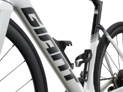 Propel Advanced 2 2027 - Road Bike image 3