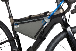 M.U.L.E. Frame Pack with Quick Stow 2L Bike Reservoir Small image 4