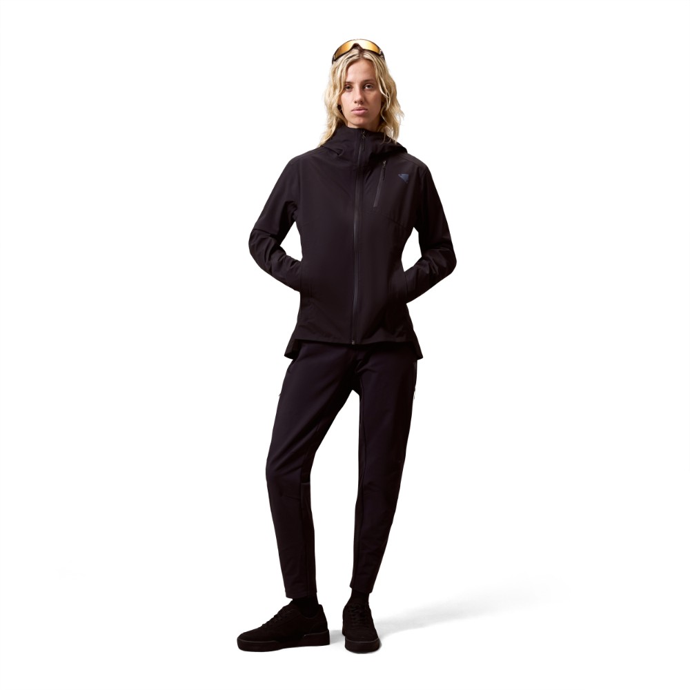 Alltrack Roam Womens Waterproof Jacket image 2