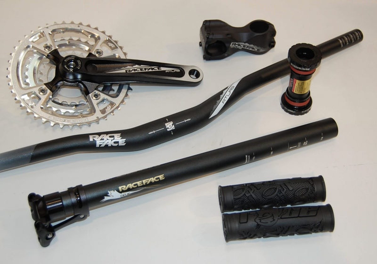Race Face Atlas AM Finishing Kit product image